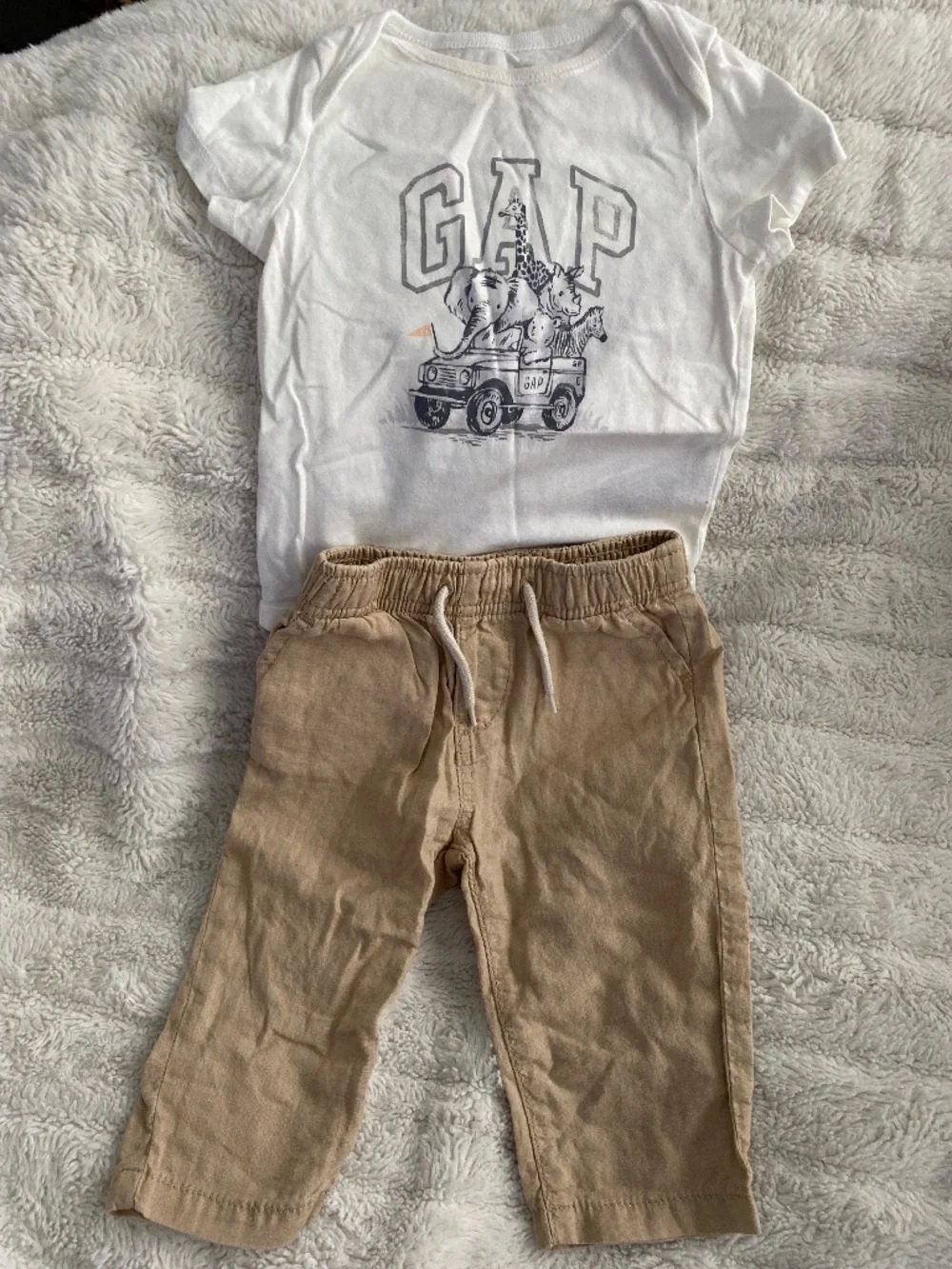 Baby Gap Organic Onesie and Linen Pants